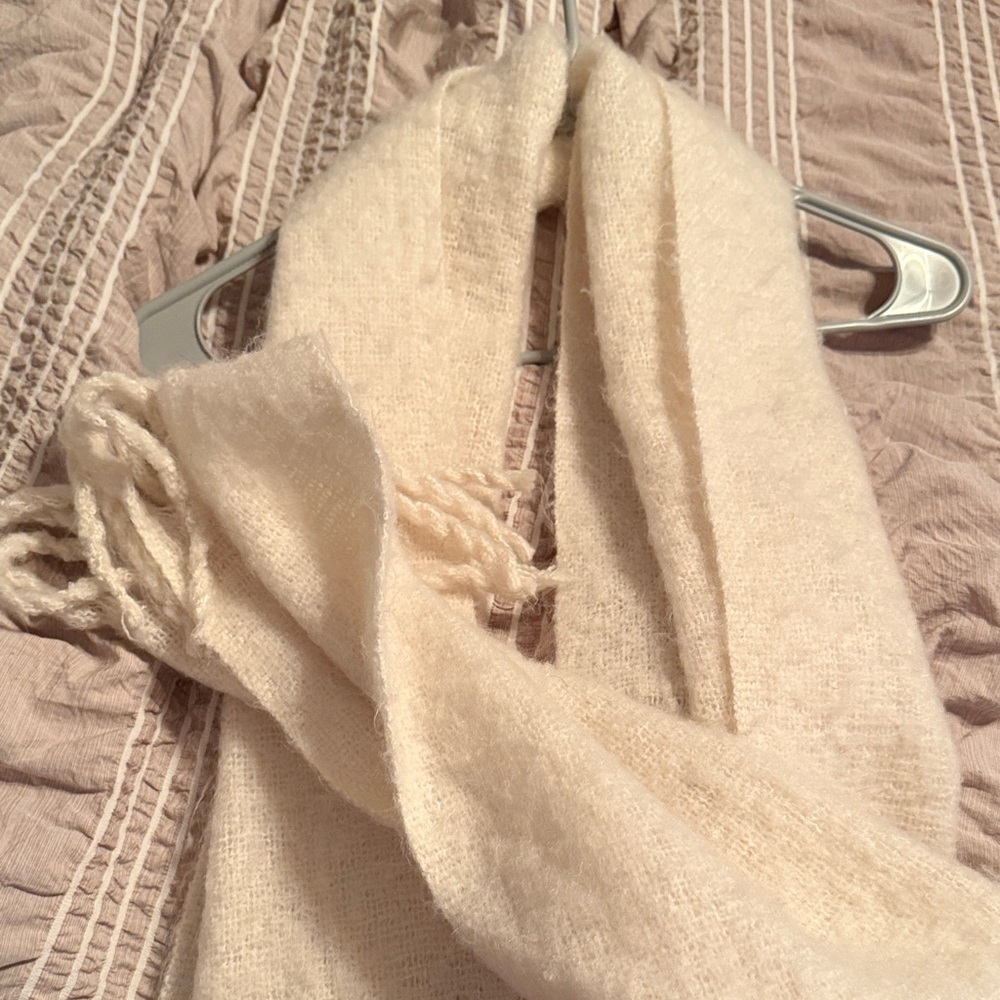 Old Navy Soft Cream Scarf